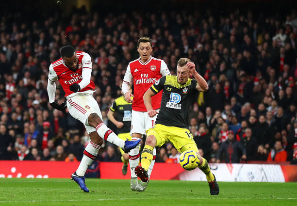 Damning graph shows Arsenal's decline under Unai Emery 2 LONDON, ENGLAND - NOVEMBER 23: Alexandre Lacazette of Arsenal scores their first goal during the Premier League match between Arsenal FC and Southampton FC at Emirates Stadium on November 23, 2019 in London, United Kingdom. (Photo by Julian Finney/Getty Images)
