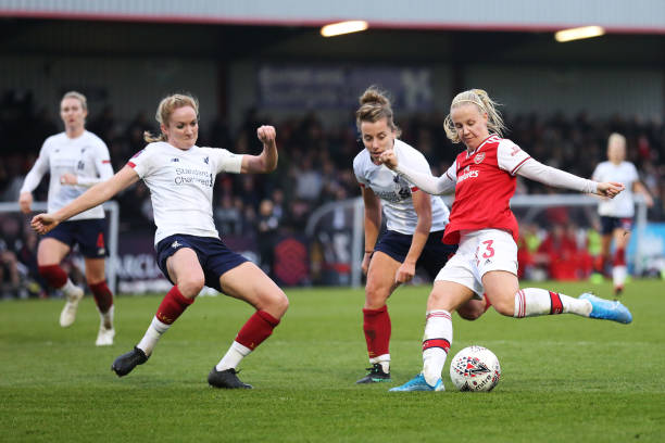 Arsenal stay 3rd with Liverpool win as title race hots up 3 BOREHAMWOOD, ENGLAND - NOVEMBER 24: Beth Mead of Arsenal shoots and misses during the Barclays FA Women's Super League match between Arsenal and Liverpool at Meadow Park on November 24, 2019 in Borehamwood, United Kingdom. (Photo by Kate McShane/Getty Images)