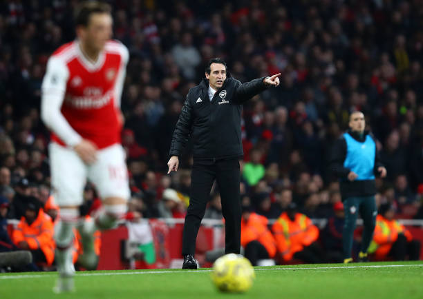 LONDON, ENGLAND - NOVEMBER 23: Unai Emery manager of Arsenal during the Premier League match between Arsenal FC and Southampton FC at Emirates Stad...