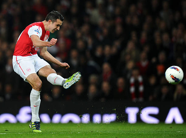Van Persie shares what Wenger said to him after Feyenoord move 4 Robin van Persie Captain 03