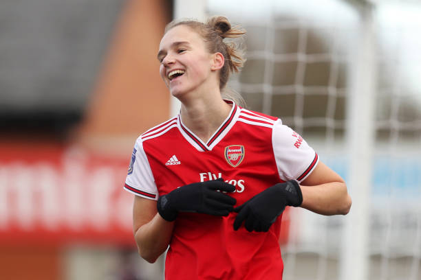 BOREHAMWOOD, ENGLAND - DECEMBER 01: Vivianne Miedema of Arsenal celebrates after scoring her sides fifth goal during the Barclays FA Women's Super ...