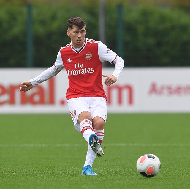 Alfie Matthews with Arsenal (Photo via Instagram)