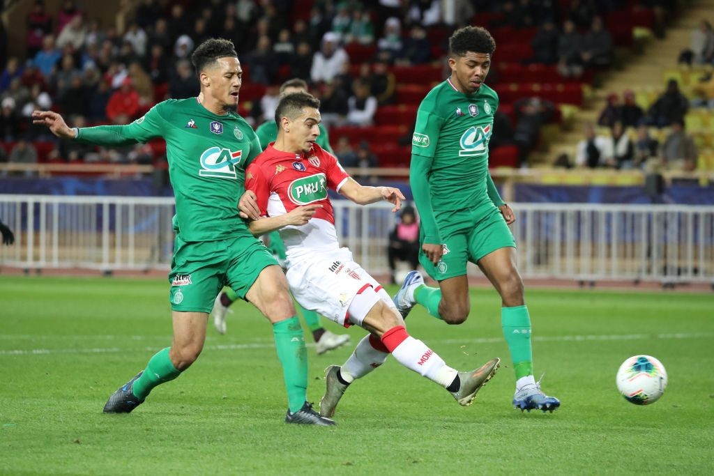 Monaco's French forward Wissam Ben Yedder (C) vies with Saint-Etienne's french defender William Saliba (L) and Saint-Etienne's French defender Wesl...
