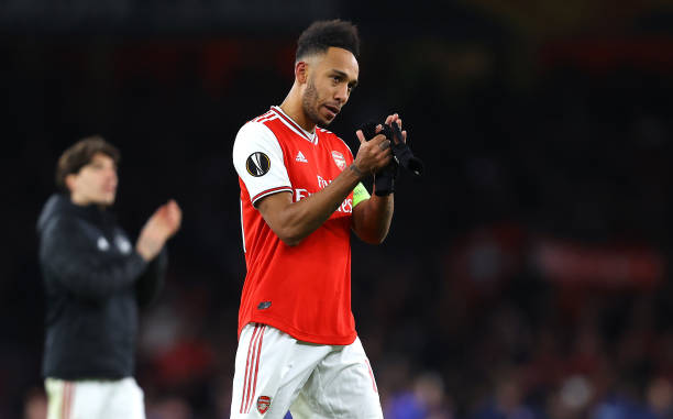 Arsenal can't force out-of-contract players to stay if season isn't finished 4 Pierre-Emerick Aubameyang of Arsenal FC acknowledges the fans after the UEFA Europa League round of 32 second leg match between Arsenal FC and Olympiacos FC at Emirates Stadium on February 27, 2020 in London, United Kingdom.