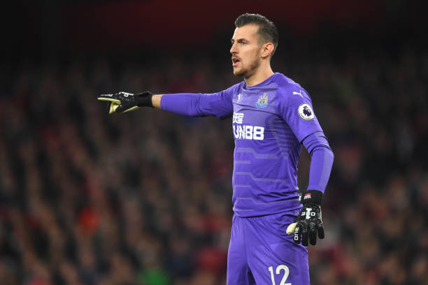 Martin Dubravka of Newcastle looks onduring the Premier League match between Arsenal FC and Newcastle United at Emirates Stadium on April 01, 2019 in London, United Kingdom. 