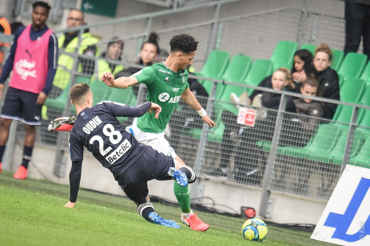 William Saliba with Saint-Etienne against Bordeaux (Photo via Asse.fr)