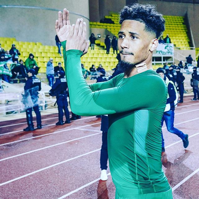 William Saliba applauding the fans (Photo via Saliba on Instagram)