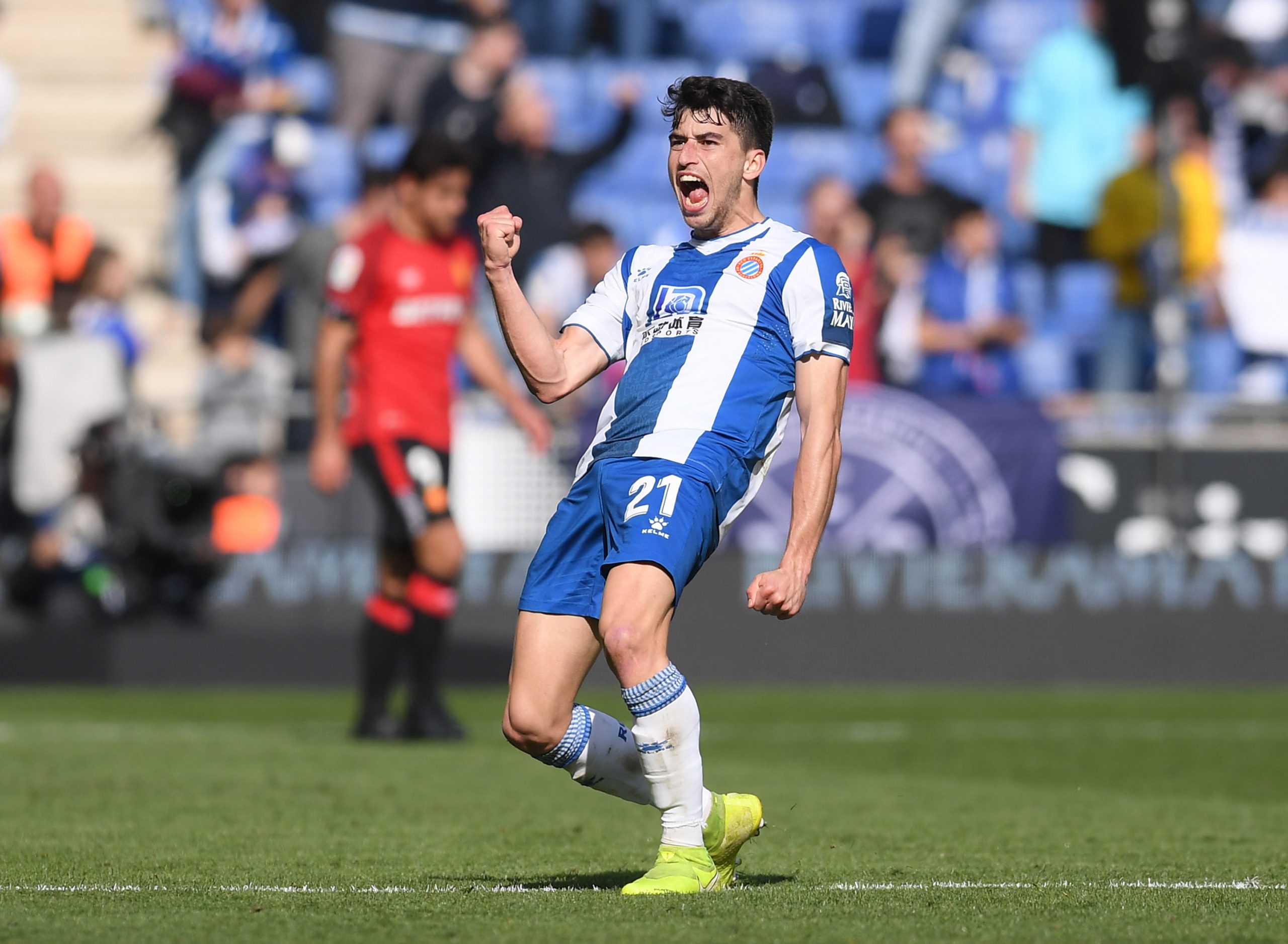 BARCELONA, SPAIN - FEBRUARY 09: Marc Roca of RCD Espanyol celebrates victory after the La Liga match between RCD Espanyol and RCD Mallorca at RCDE ...