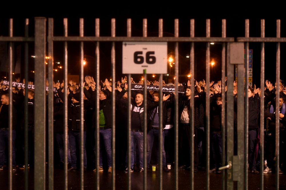 MOENCHENGLADBACH, GERMANY - MARCH 11: Borussia Moenchengladbach celebrate victory outside the stadium gates after the Bundesliga match between Borussia Moenchengladbach and 1. FC Koeln at Borussia-Park on March 11, 2020 in Moenchengladbach, Germany. For the first time in the history of the German Bundesliga the match is played behind closed doors as a precaution against the spread of COVID-19 (Coronavirus). (Photo by Jörg Schüler/Bongarts/Getty Images)