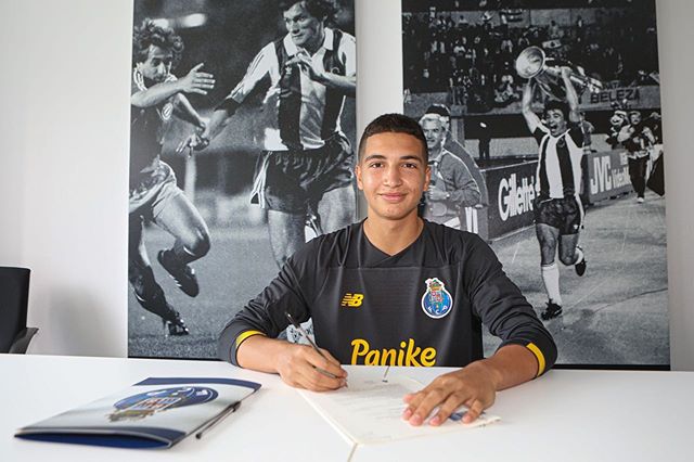Pedro Virginia after signing for FC Porto (Photo via Virginia on Instagram)