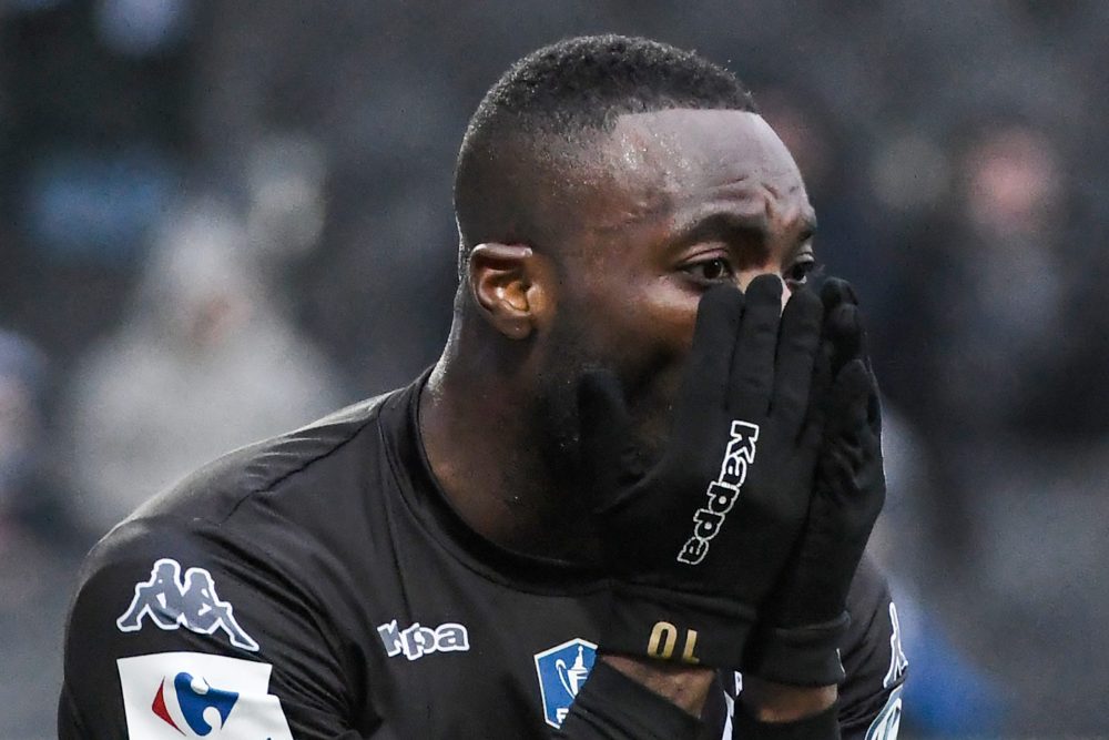 Who? Former Arsenal star says lots of players felt unwanted at club 9 Angers' French forward Gilles Sunu reacts during the French Cup football match match between Angers (SCO) and Lorient (FC), on January 7, 2018, in Raymond Kopa stadium in Angers, northwestern France. / AFP PHOTO / JEAN-FRANCOIS MONIER
