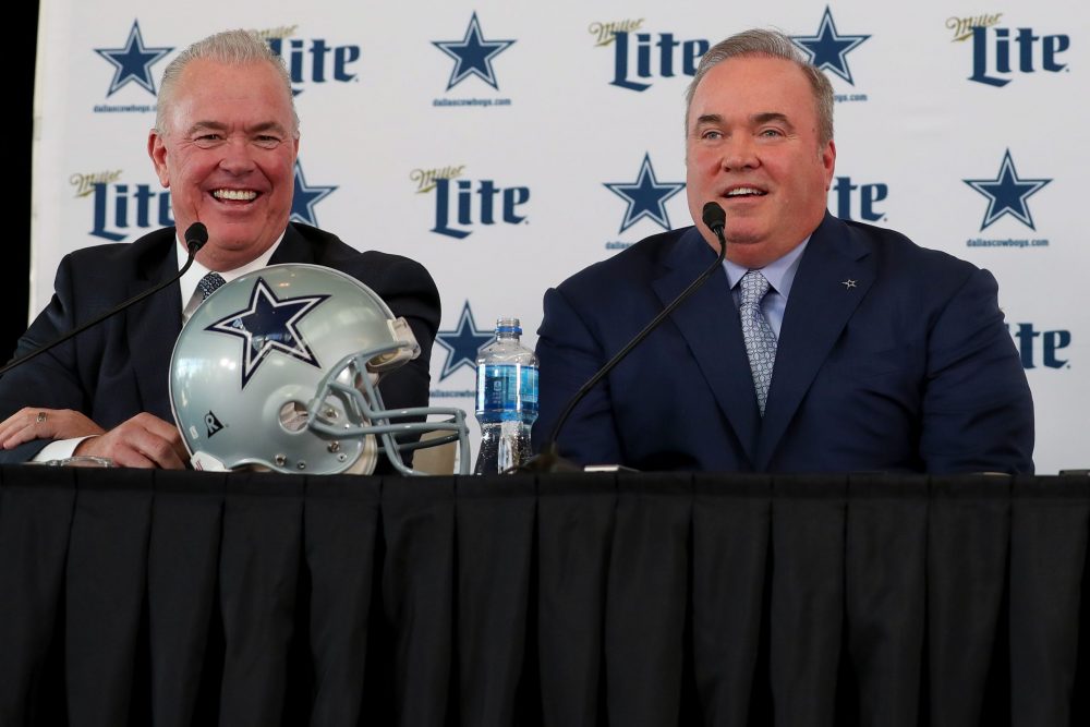 Barcelona top Forbes' list, Arsenal 8th 10 FRISCO, TEXAS - JANUARY 08: (L-R) Executive Vice President Stephen Jones of the Dallas Cowboys and head coach Mike McCarthy of the Dallas Cowboys talk with the media during a press conference at the Ford Center at The Star on January 08, 2020 in Frisco, Texas. (Photo by Tom Pennington/Getty Images)