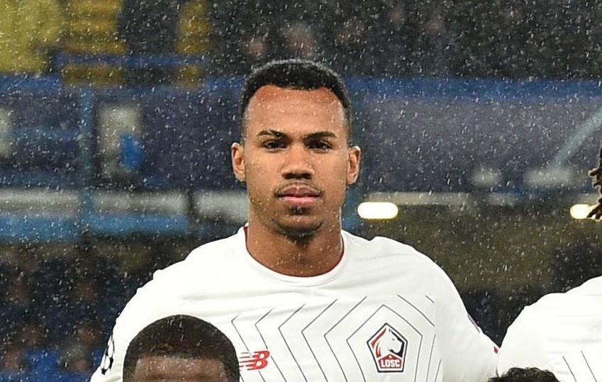 Gabriel Magalhaes Arsenal decision helped by fan messages 3 Gabriel Magalhaes fans: Lille players (back row L-R) Lille's Brazilian defender Gabriel dos Santos Magalhaes,(Photo by GLYN KIRK/AFP via Getty Images)