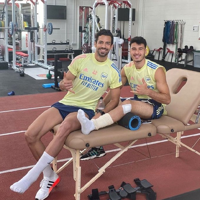 Gabriel Martinelli after surgery