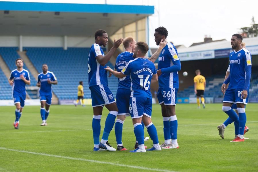 Zech Medley celebrates with teammates at Gillingham (Photo via GillinghamFootballClub.com)