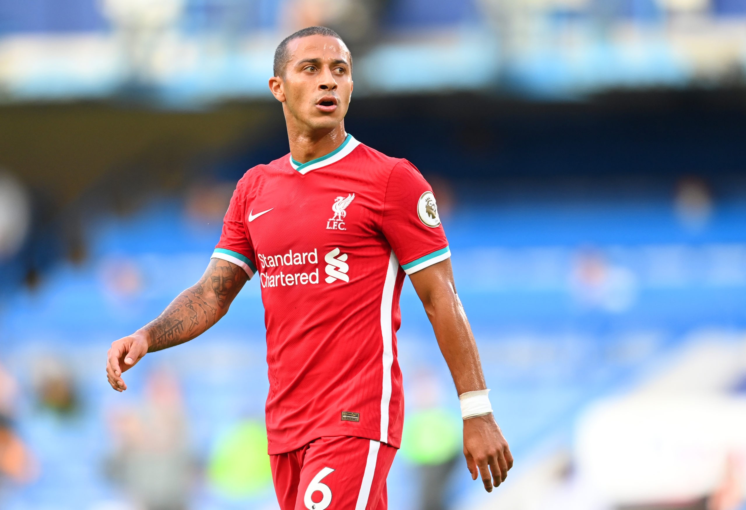 LONDON, ENGLAND - SEPTEMBER 20: Thiago Alcantara of Liverpool in action during the Premier League match between Chelsea and Liverpool at Stamford B...