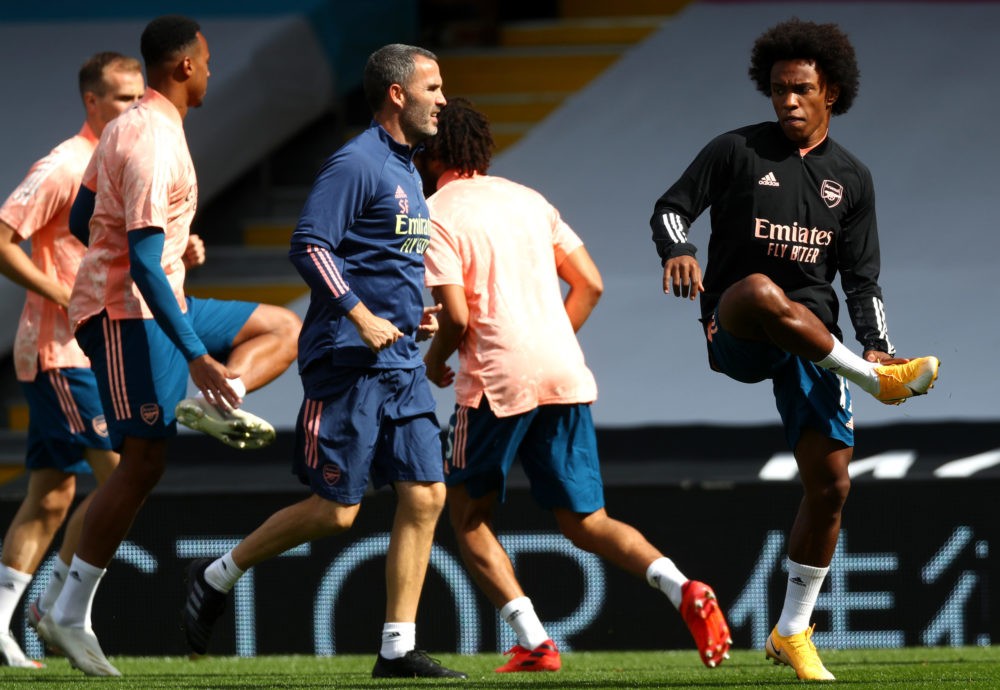 Willian makes more recoveries than assists and Mikel Arteta is happy 4 LONDON, ENGLAND - SEPTEMBER 12: Willian of Arsenal warms up prior to the Premier League match between Fulham and Arsenal at Craven Cottage on September 12, 2020 in London, England. (Photo by Clive Rose/Getty Images)