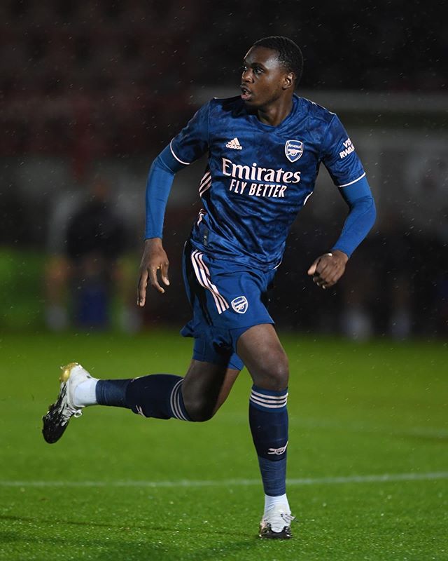 Jonathan Dinzeyi with Arsenal (Photo via Dinzeyi on Instagram)