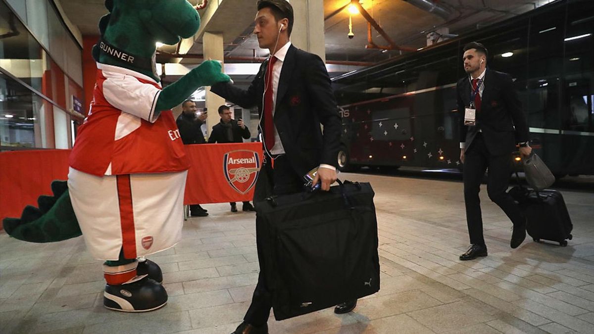 ozil gunnersaurus