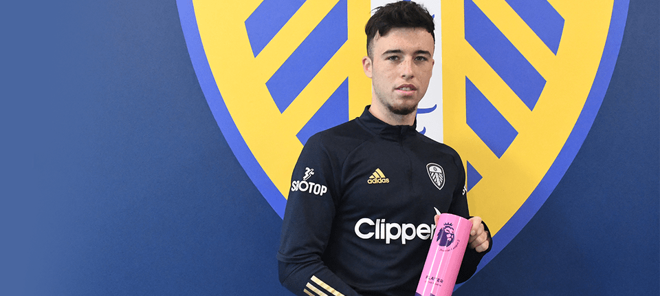 Sam Greenwood after winning Player of the Month with Leeds United (Photo via LeedsUnited.com)