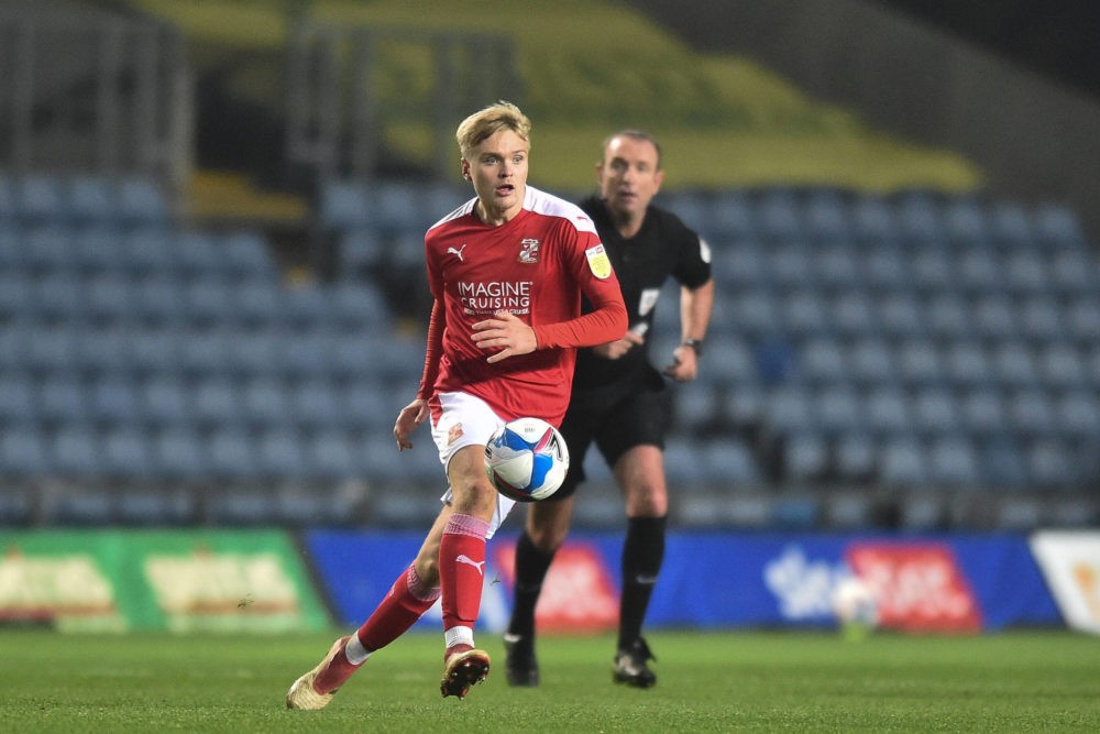 Swindon Town Midfielder Matthew Smith plays a pass during the EFL Sky Bet League 1 match between Oxford United and Swindon Town at the Kassam Stadi...