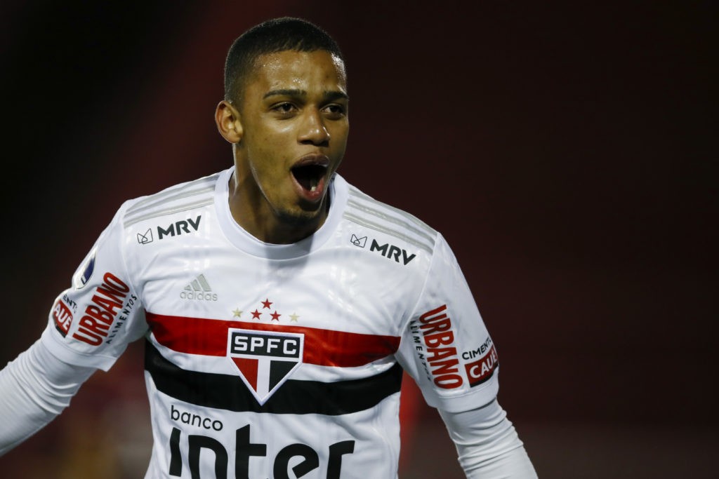 22-goal Arsenal target available for just €12m in January 2 LANUS, ARGENTINA - OCTOBER 28: Brenner of Sao Paulo celebrates after scoring the first goal of his team during a second round match of Copa CONMEBOL Sudamericana 2020 between Lanus and Sao Paulo at Estadio Ciudad de Lanus (La Fortaleza) on October 28, 2020 in Lanus, Argentina. (Photo by Natacha Pisarenko-Pool/Getty Images)