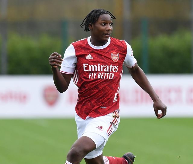 Exciting 17-year-old signs professional contract with Arsenal 2 Brooke Norton-Cuffy with the Arsenal academy (Photo via Norton-Cuffy on Instagram)