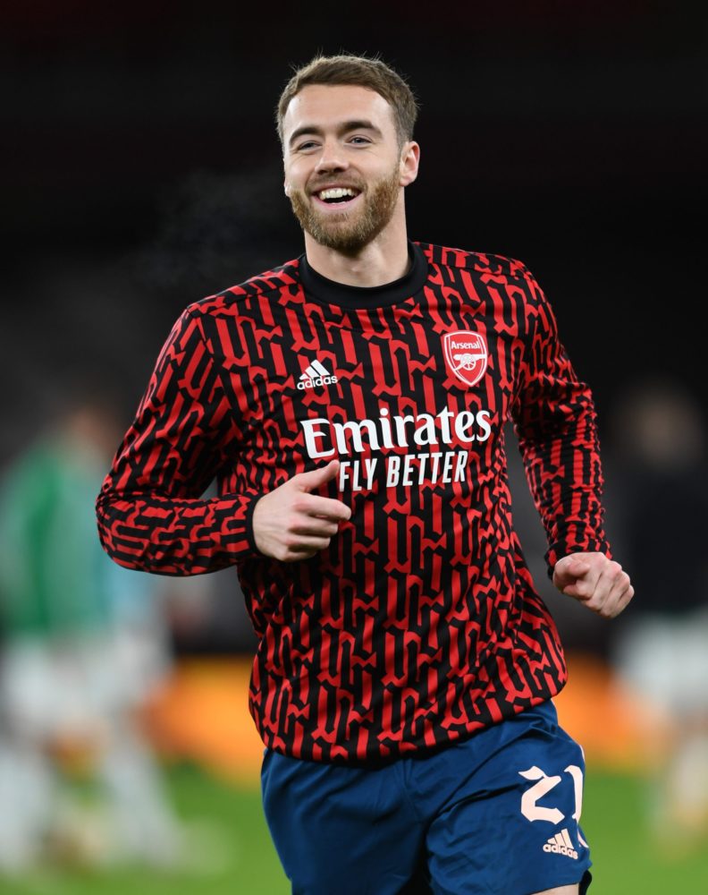What Arsenal players are out of contract in 2022? 6 Calum Chambers ahead of a game (Photo via Arsenal Academy on Twitter)