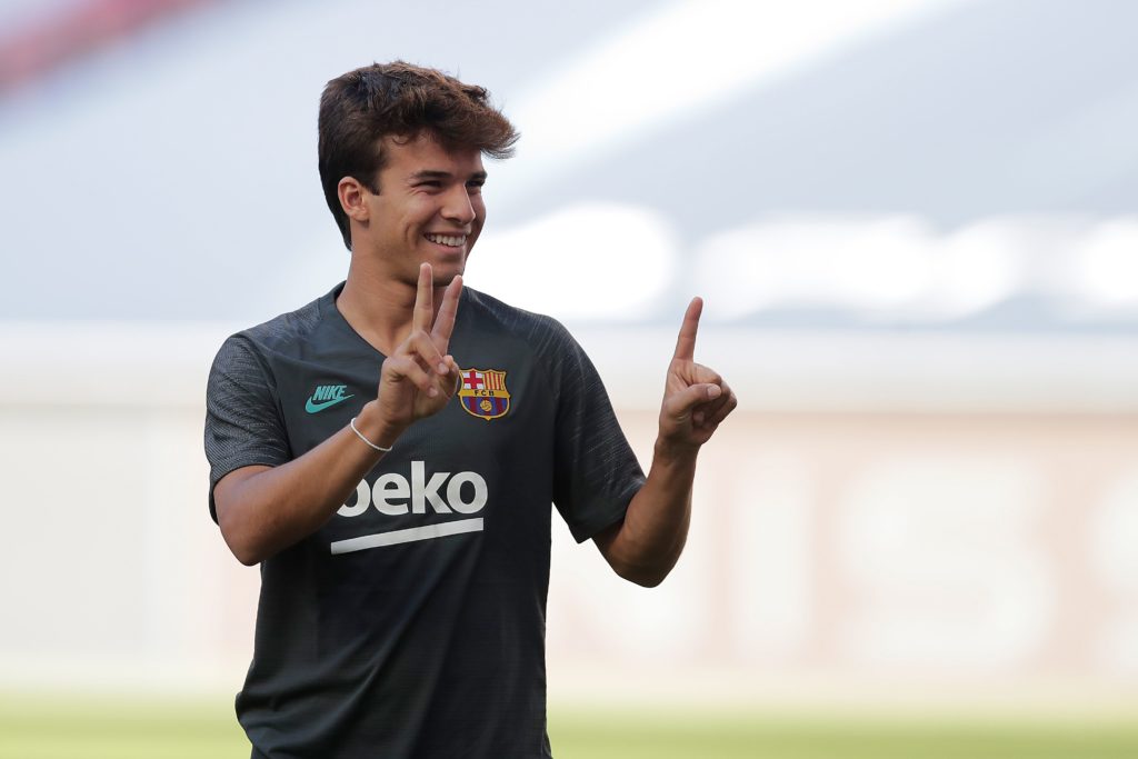 Barcelona's Spanish midfielder Riqui Puig arrives for a training session at the Luz stadium in Lisbon on August 13, 2020. (Photo by MANU FERNANDEZ/AFP via Getty Images)