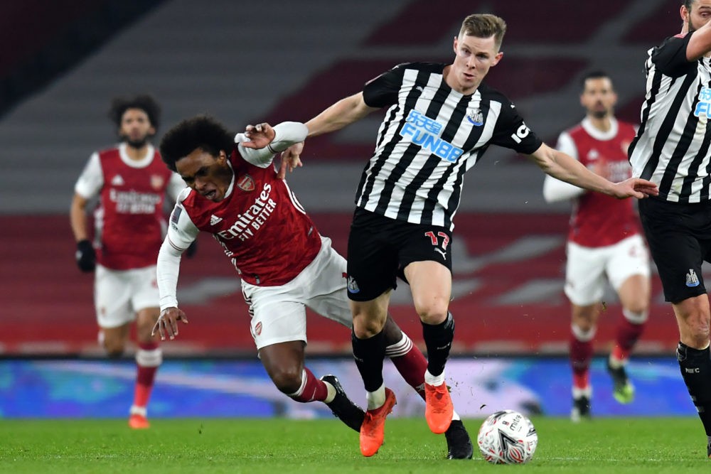 Arsenal fans' brutal comments when Willian replaced Smith Rowe 4 Arsenal's Brazilian midfielder Willian (L) vies with Newcastle United's Swedish defender Emil Krafth (C) during the English FA Cup third round football match between Arsenal and Newcastle United at the Emirates Stadium in London on January 9, 2021. (Photo by Glyn KIRK / AFP)