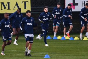 fbl tur eng fenerbahce arsenal ger ozil 2