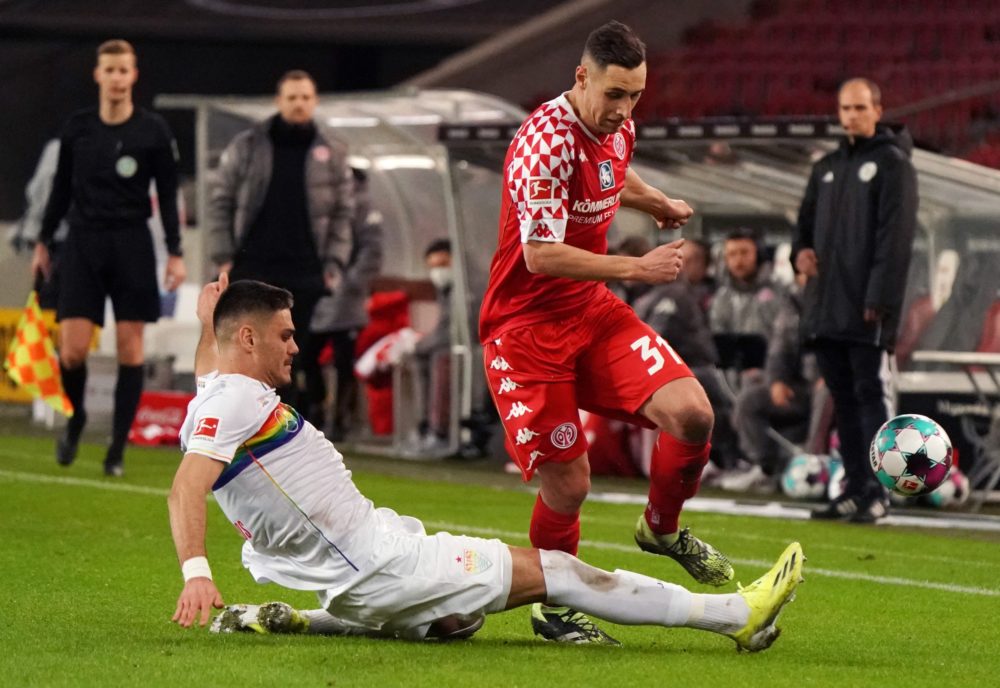 STUTTGART, GERMANY: Dominik Kohr of Mainz is challenged by Konstantinos Mavropanos of Stuttgart during the Bundesliga match between VfB Stuttgart a...