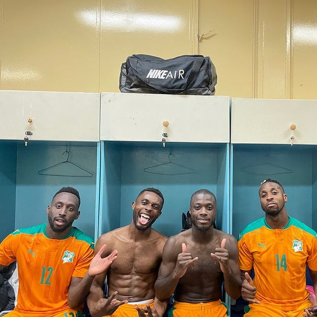 Arsenal results for 15 players on international duty 5 Nicolas Pepe celebrating with his Ivory Coast teammates (Photo via Pepe on Instagram)