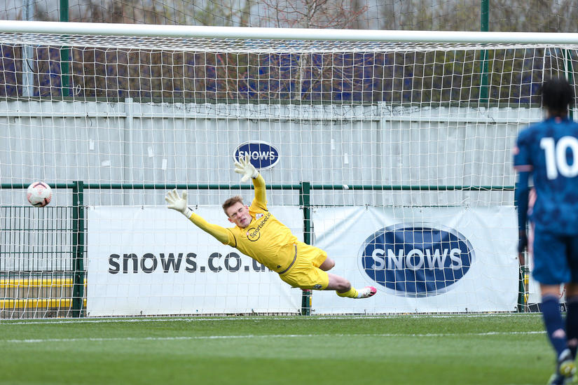 Arsenal U23 report vs Southampton: Azeez returns, Taylor-Hart scores, Nelson concedes penalty 2 Moller converts an Arsenal penalty (Photo via SouthamptonFC.com / Chris Moorhouse)