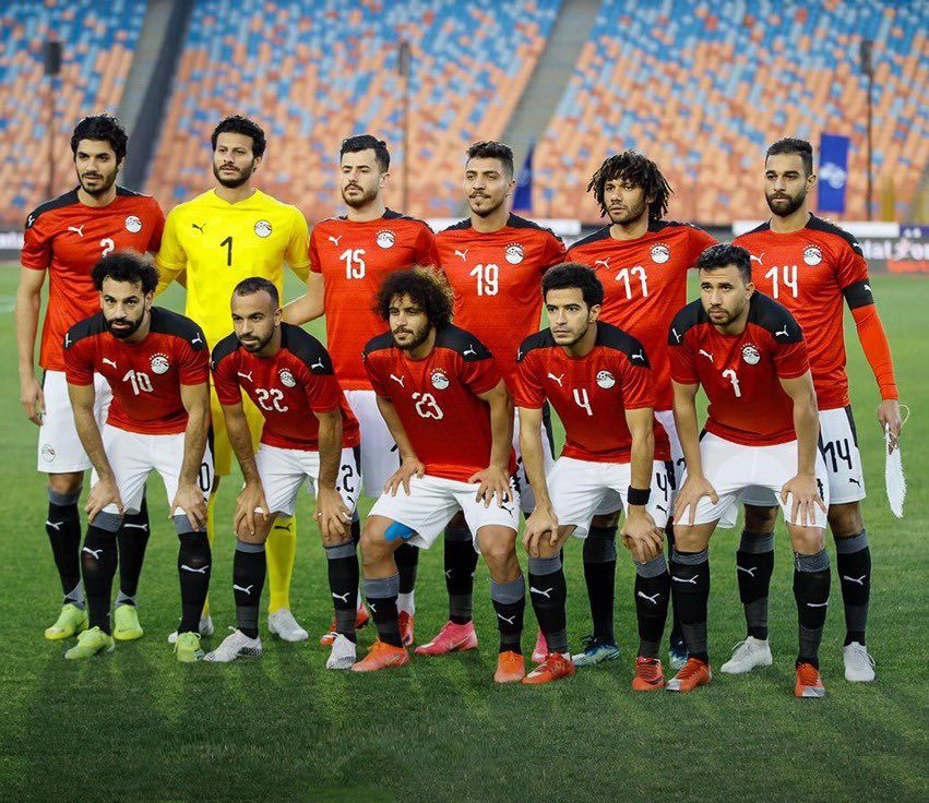Arsenal results for 15 players on international duty 8 Mohamed Elneny (top row, 2nd from right) with the Egypt squad (Photo via Pharaohs on Twitter)