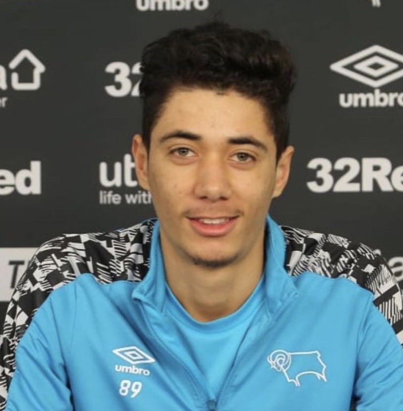 Luke Plange signing for Derby County (Photo via Twitter)