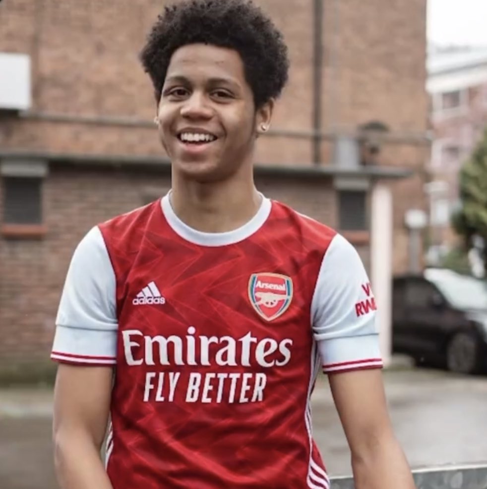 Amani Richards after signing for Arsenal (Photo via Richards on Instagram)