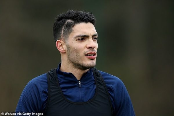 Impressive scar! Raul Jimenez returns to training 2 Raul Jimenez via Getty