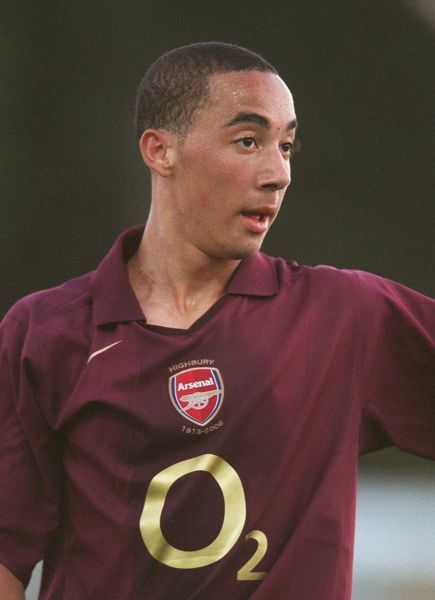 What happened to Ryan Smith who debuted at the same time as Cesc Fabregas? 2 FA Premier Reserve League South. Rugby Football Club, Rugby, 16/8/05. Credit: Arsenal Football Club / David Price.