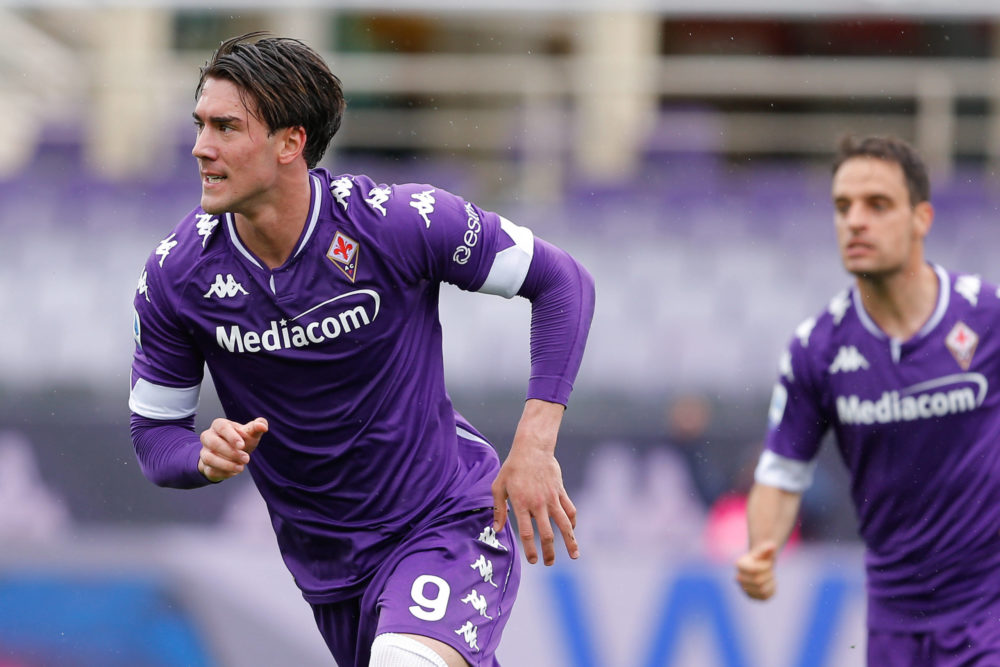 Dusan Vlahovic, ACF Fiorentina celebrates a goal, Italian football Serie A match in Florence, Italy, May 16, 2021. Copyright: LiveMedia / Francesco...