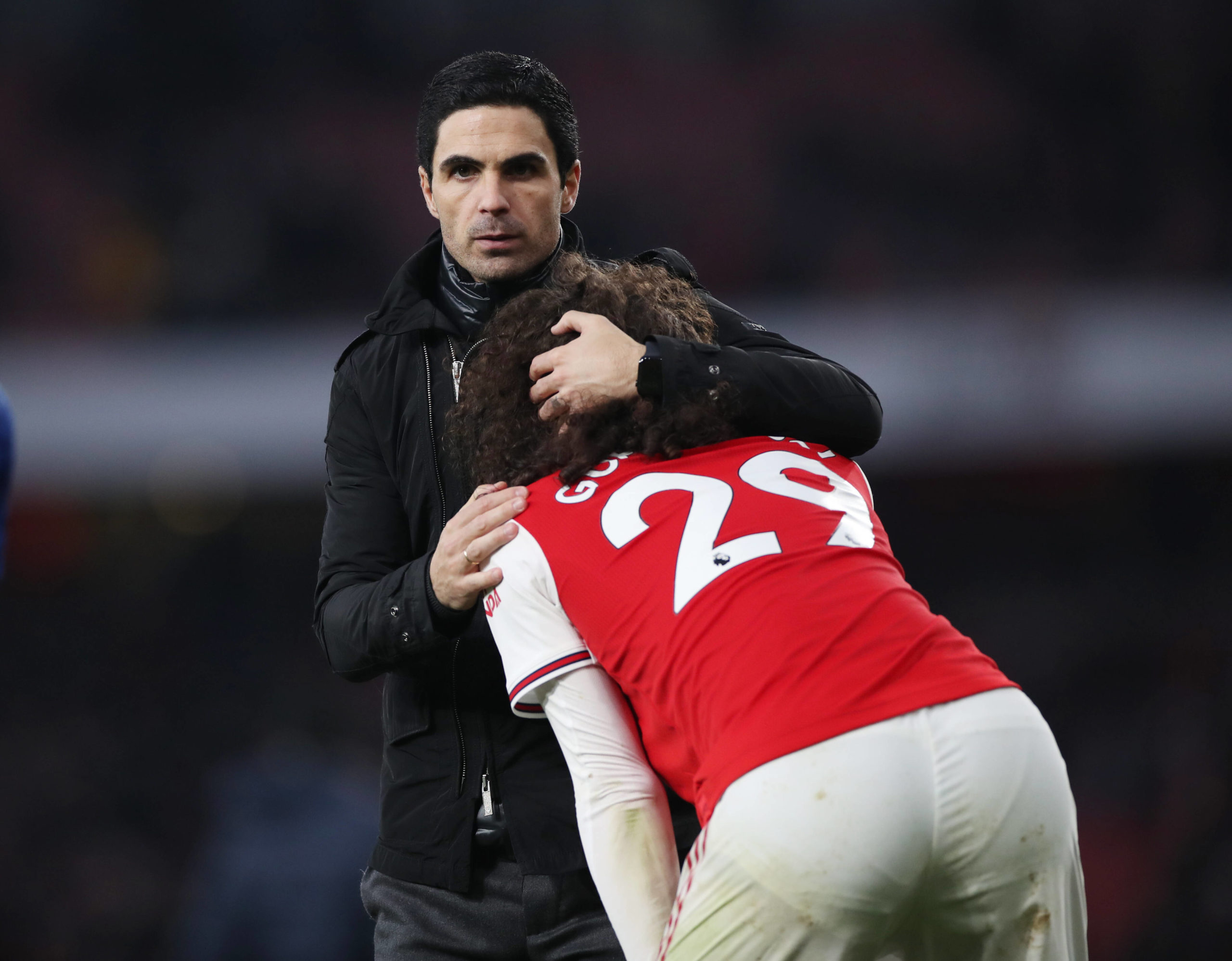 What happened between Mikel Arteta and Matteo Guendouzi? Sport Bilder des Tages Mikel Arteta manager of Arsenal comfort Matteo Guendouzi of Arsenal...
