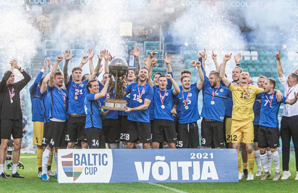 Arsenal 19-year-old Karl Hein wins Baltic Cup 2 Karl Hein and the Estonia senior national team celebrate winning the Baltic Cup (Photo via Eesti Jalgpall on Facebook)