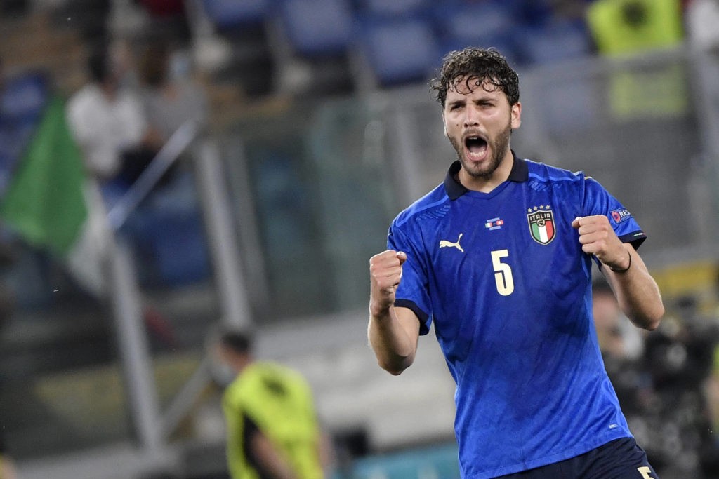 Manuel Locatelli of Italy celebrates after scoring a goal of 1-0 during the Group A football match between Italy and Switzerland at Estadio Olimpico in Rome Italy, on June 16th, 2021. Photo Andrea Staccioli / Insidefoto