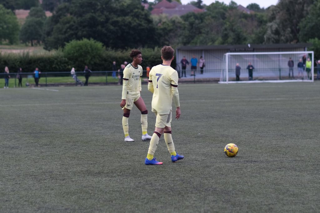The Arsenal u18s prepare to take a free-kick against Hendon FC (Photo by Dan Critchlow)
