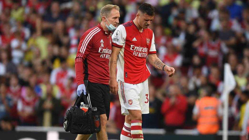 Granit Xhaka after suffering an injury (Photo via Arsenal.com)