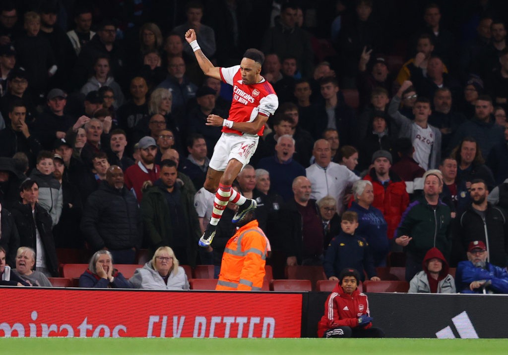 Pierre-Emerick Aubameyang's camp in contact with Juventus 3 LONDON, ENGLAND - OCTOBER 22: Pierre-Emerick Aubameyang of Arsenal celebrates after scoring their team's second goal during the Premier League match between Arsenal and Aston Villa at Emirates Stadium on October 22, 2021 in London, England. (Photo by Richard Heathcote/Getty Images)