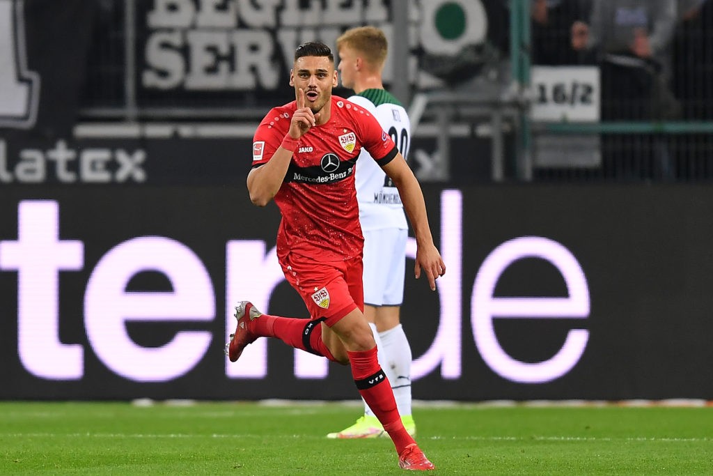 Bundesliga side plan to sign Arsenal loanee then sell him 2 MOENCHENGLADBACH, GERMANY: Konstantinos Mavropanos of VfB Stuttgart celebrates after scoring the side's first goal during the Bundesliga match between Borussia Mönchengladbach and VfB Stuttgart at Borussia-Park on October 16, 2021. (Photo by Frederic Scheidemann/Getty Images)
