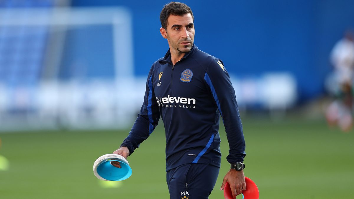 Mehmet Ali with the Reading u23s (Photo via ReadingFC.co.uk)