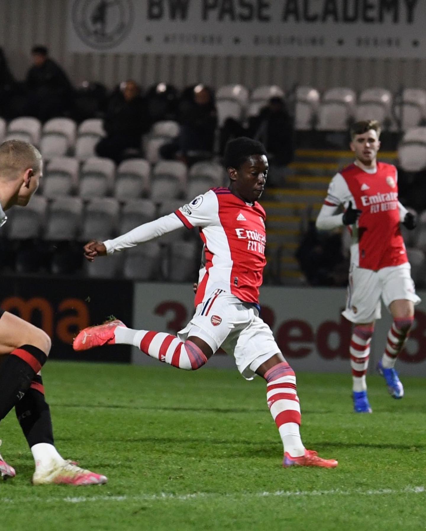 Amario Cozier-Duberry scores (Photo via Arsenal Academy on Twitter)