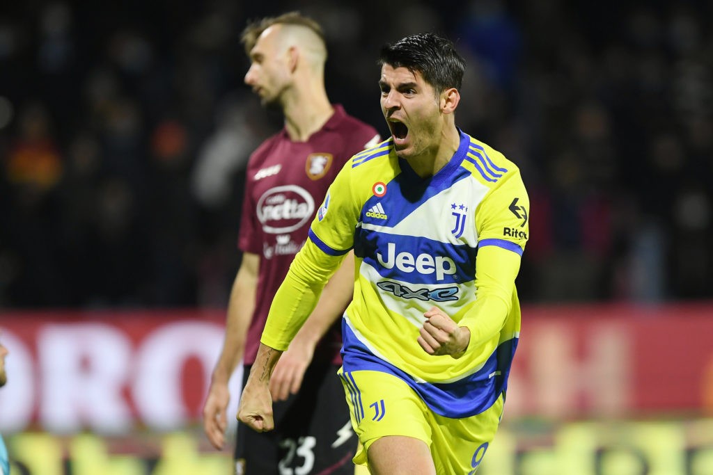 SALERNO, ITALY: Alvaro Morata of Juventus celebrates after scoring the 0-2 goal during the Serie A match between US Salernitana v Juventus at Stadio Arechi on November 30, 2021. (Photo by Francesco Pecoraro/Getty Images)